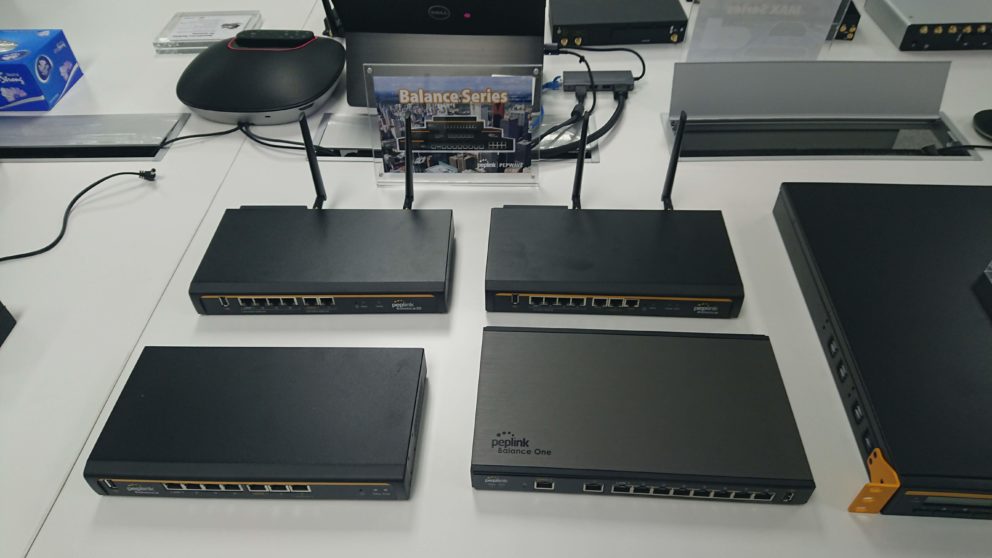 600Mbps Dual SD-WAN Router Balance One #12