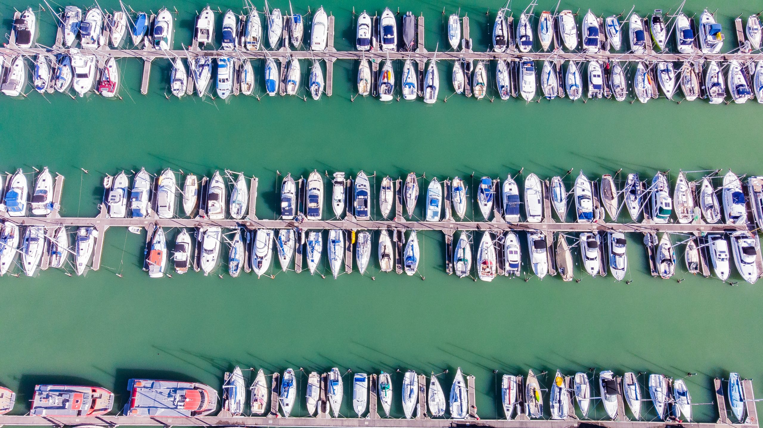   Boat Rental Service Sails Smoothly with Peplink Network Infrastructure  
