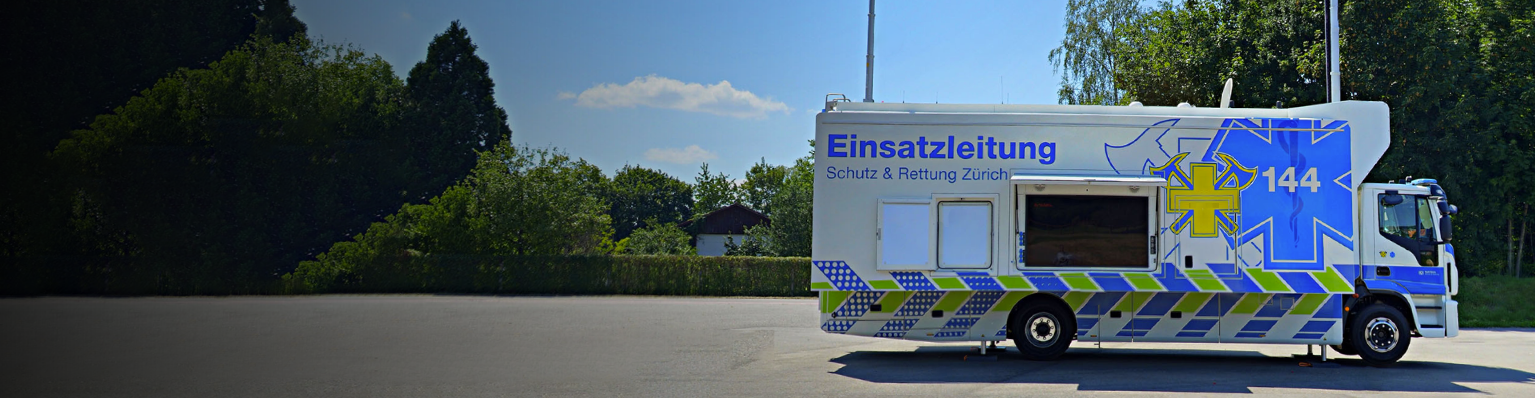   Mobile Command Center for Protection & Rescue Zurich Locks In Secure Connectivity  