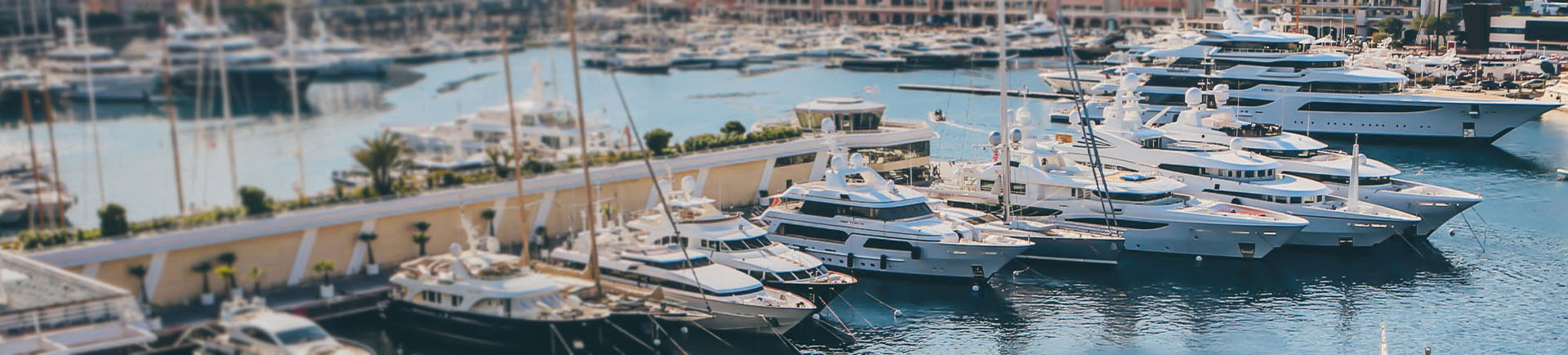   Luxury Super Yachts  